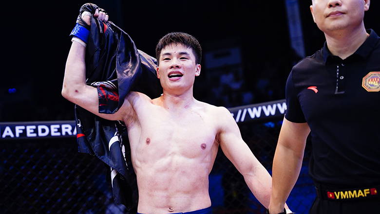 Võ sĩ MMA Việt Nam hạ đối thủ người Đức tại Lion Championship 13 - Ảnh 1