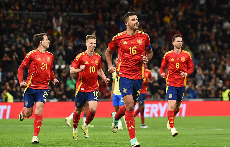 Danh sách sơ bộ ĐT Tây Ban Nha dự EURO 2024: Thừa chân chuyền, thiếu chân sút - Ảnh 1