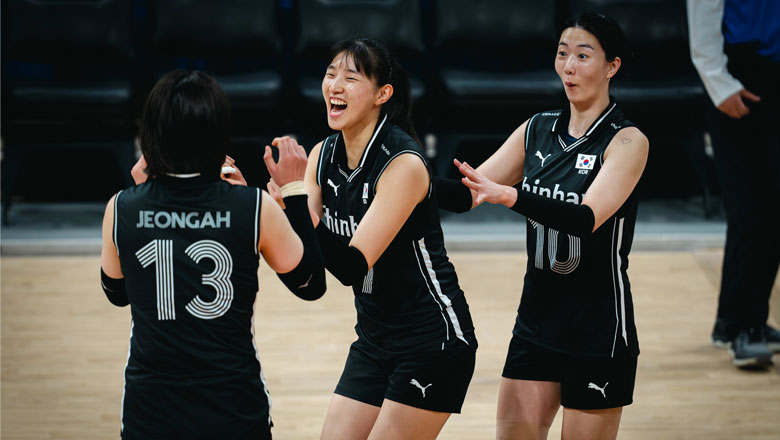 Bóng chuyền nữ Hàn Quốc thua tiếc nuối, để Việt Nam vượt mặt trên bảng xếp hạng thế giới - Ảnh 1
