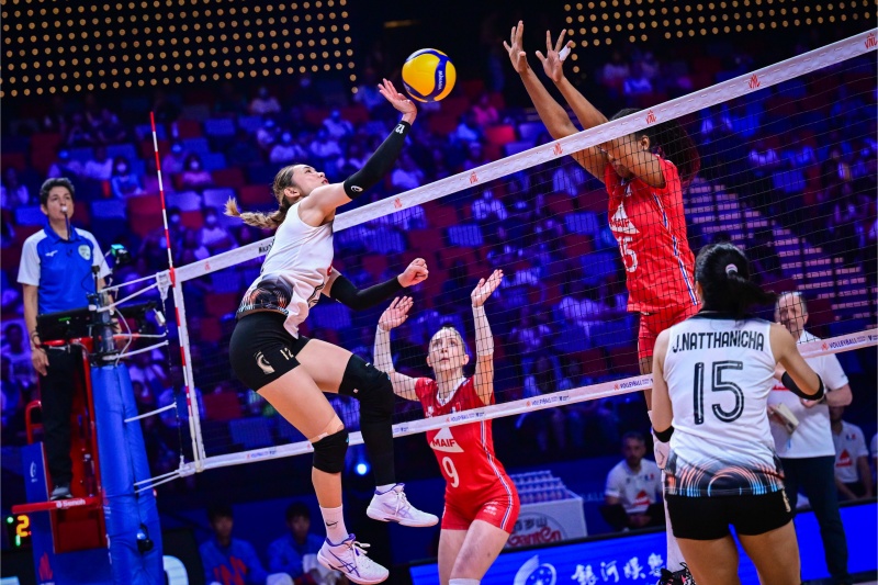 Bóng chuyền nữ Thái Lan thắng chật vật đội bóng vừa lên hạng ở Volleyball Nations League 2024 - Ảnh 1