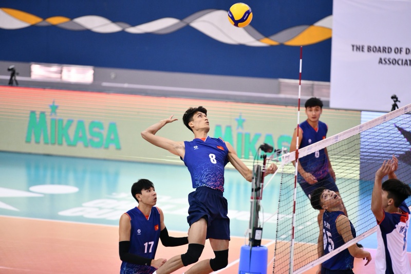 Kết quả bóng chuyền nam tứ kết AVC Challenge Cup 2024 hôm nay - Ảnh 1