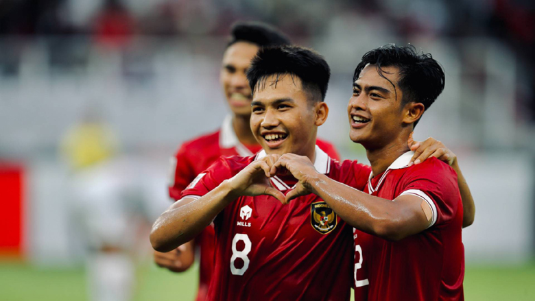Ngôi sao giải VĐQG Hà Lan hoàn tất thủ tục nhập tịch, sẵn sàng khoác áo ĐT Indonesia tại vòng loại World Cup 2026 - Ảnh 1