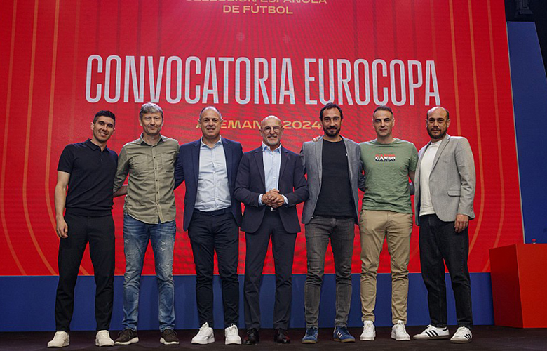 Tây Ban Nha gia hạn hợp đồng với 'thuyền trưởng' ngay trước thềm EURO 2024 - Ảnh 1