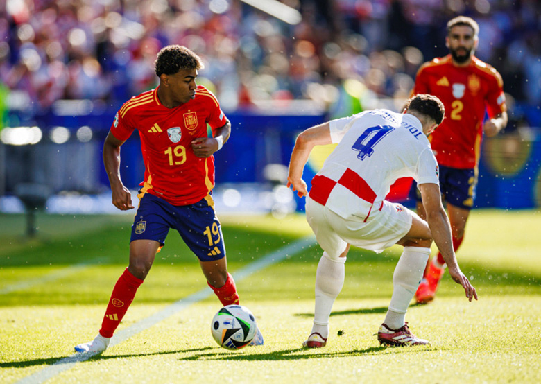 Kết quả bóng đá Tây Ban Nha vs Croatia: Sức mạnh hủy diệt của Bò tót - Ảnh 1