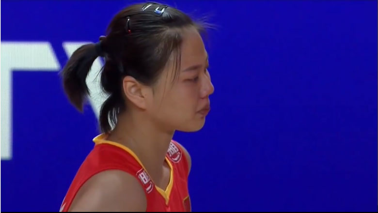 Nguyên nhân sốc khiến sao bóng chuyền nữ Trung Quốc bật khóc giữa trận đấu ở VNL 2024 - Ảnh 1