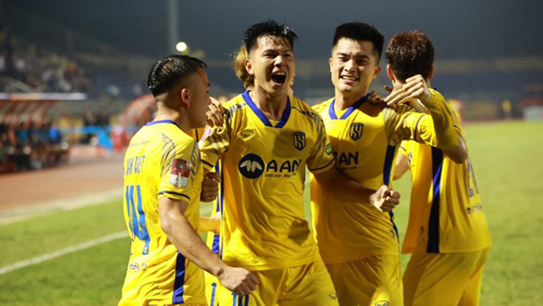 Trước vòng 24 V.League 2023/2024: Chờ ‘chung kết ngược’ Quảng Nam vs SLNA - Ảnh 1