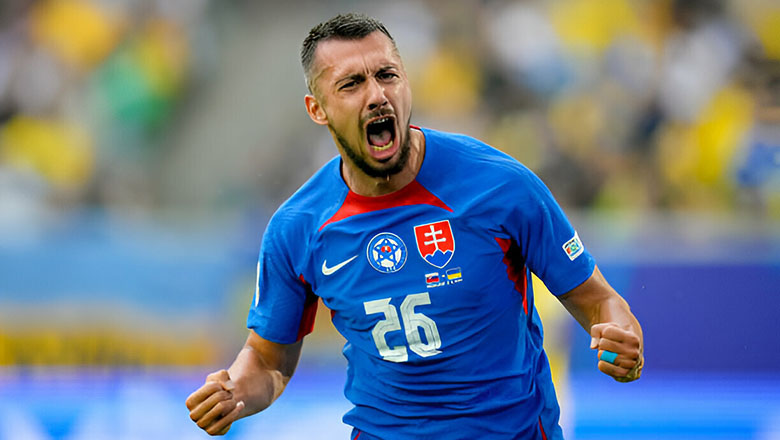 Kết quả bóng đá Slovakia vs Ukraine: Vùng dậy trong hiệp 2, ngược dòng giữ hi vọng - Ảnh 1