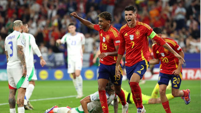 Kết quả bóng đá Tây Ban Nha vs Italia: Ngỡ ngàng bàn phản lưới, giành vé vào vòng trong - Ảnh 1