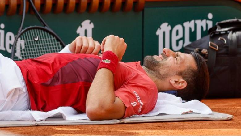 Djokovic quyết tâm dự Wimbledon 2024 dù bị bác sĩ can ngăn - Ảnh 2