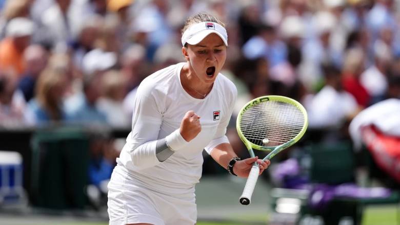 Krejcikova lần đầu vô địch Wimbledon, tạo nên cột mốc lịch sử - Ảnh 2