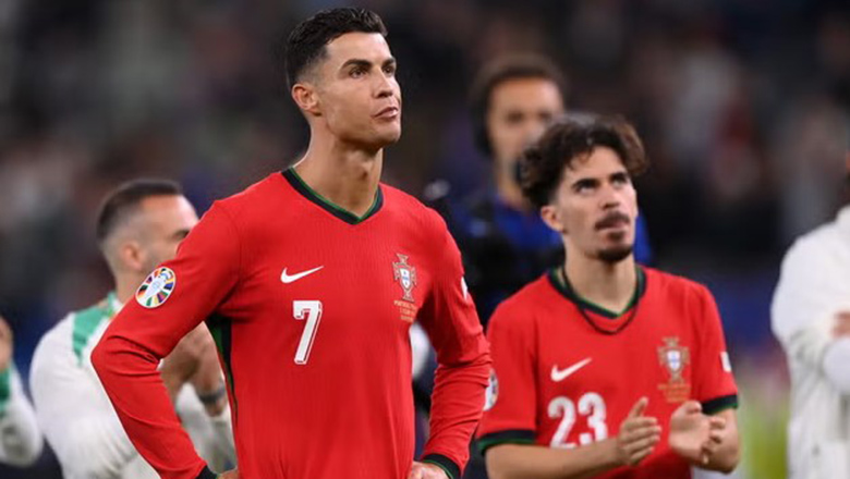 Ronaldo bị điền tên trong đội hình tệ nhất EURO 2024 - Ảnh 1