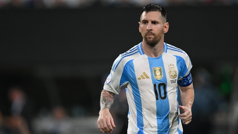 'Thần đồng' Lamine Yamal chuẩn bị đối đầu Leo Messi ở Finalissima 2025 - Ảnh 1