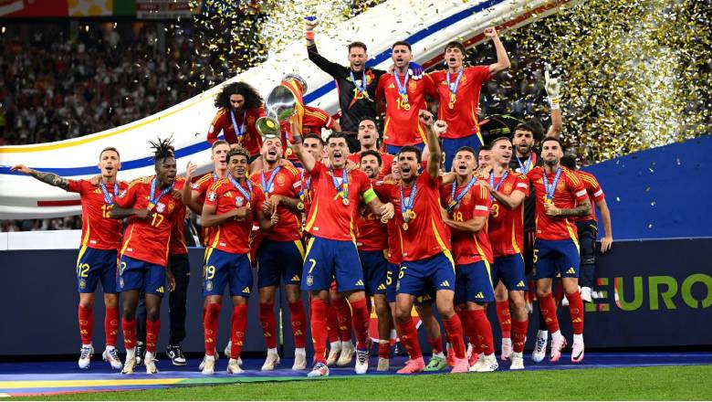Tây Ban Nha đăng quang EURO 2024: Tái hiện thời hoàng kim? - Ảnh 1