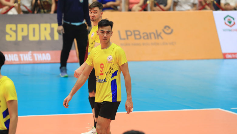 Từ Thanh Thuận bất ngờ trở lại tuyển bóng chuyền nam Việt Nam đấu SEA V.League 2024 - Ảnh 1