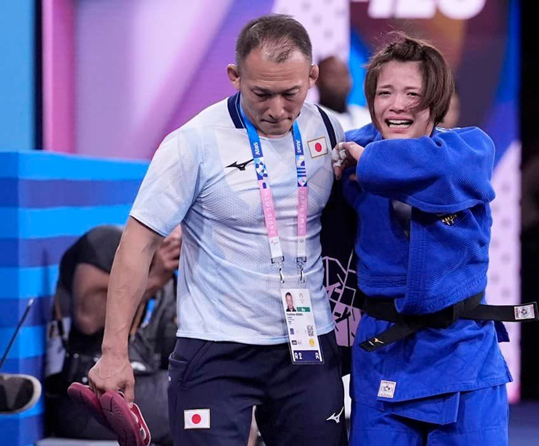 Võ sĩ Judo hàng đầu Nhật Bản thất thần vì trắng tay ở Olympic Paris 2024 - Ảnh 3