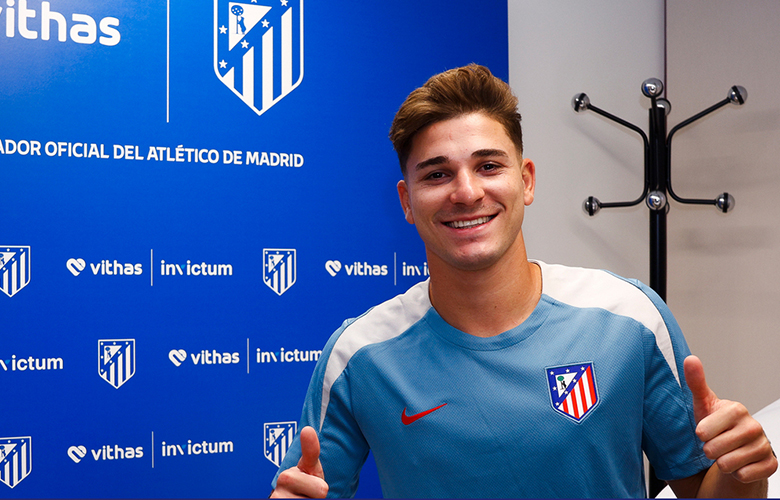 Man City chính thức bán Julian Alvarez cho Atletico Madrid, thu về số tiền kỷ lục - Ảnh 1