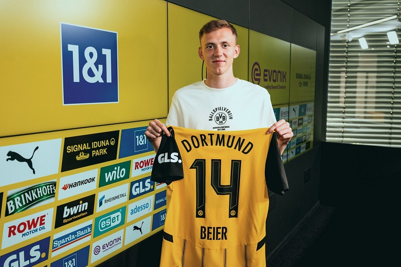 Dortmund 'phá két' mang về tiền đạo triển vọng nhất nước Đức - Ảnh 1