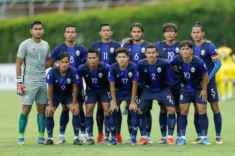 ĐT Campuchia cũng 'đu trend' nhập tịch, gọi 3 lính đánh thuê cho vòng loại Asian Cup vào tháng 9 - Ảnh 1