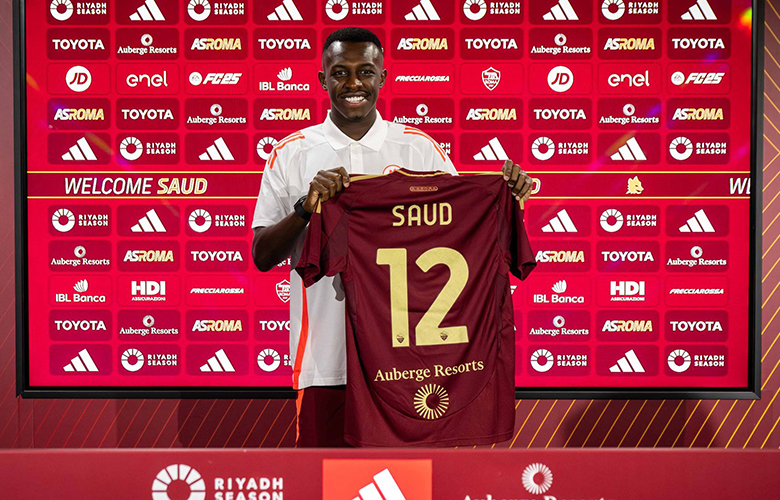 Hậu vệ Saudi Arabia gia nhập AS Roma, đi vào lịch sử bóng đá châu Âu - Ảnh 1