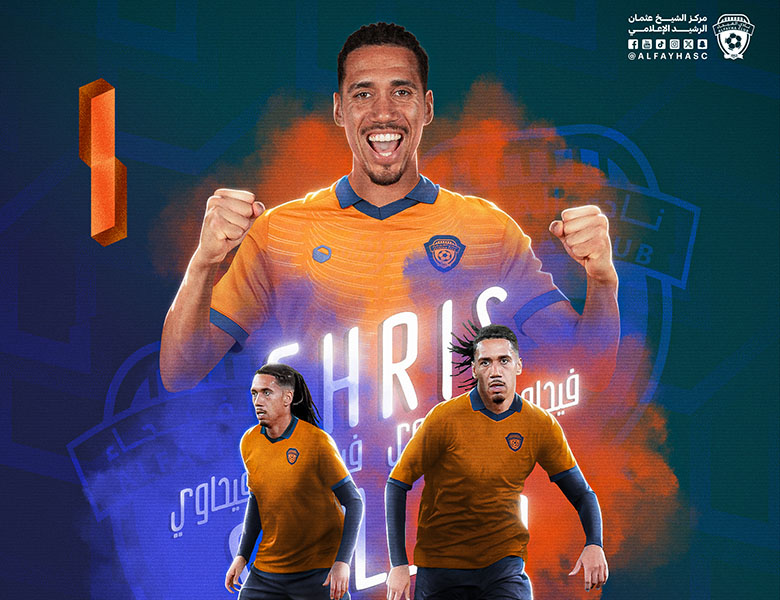 Chris Smalling rời AS Roma, chuyển sang Saudi Arabia khoác đội xếp áp chót - Ảnh 1