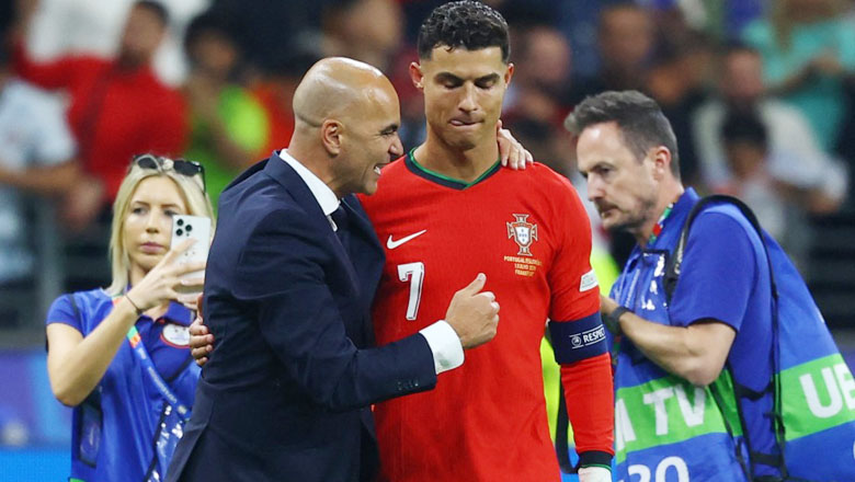 Cristiano Ronaldo: Tôi chưa bao giờ nghĩ đến việc giã từ ĐT Bồ Đào Nha - Ảnh 1