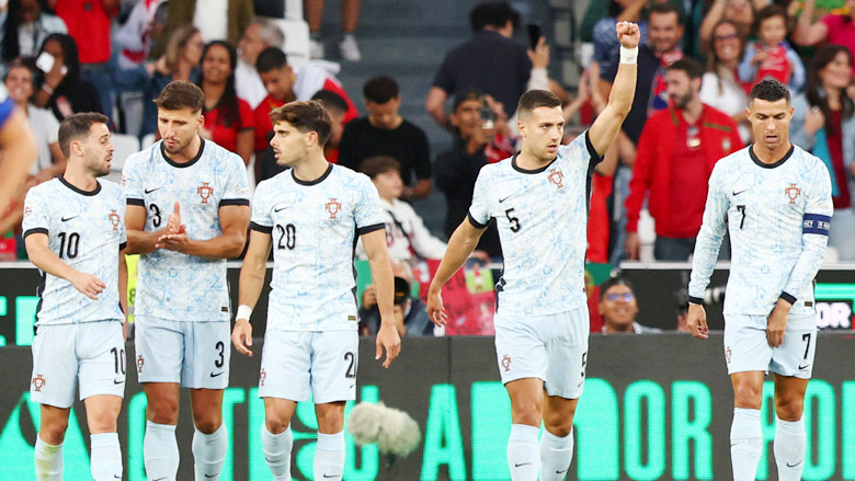 Ronaldo lập kỷ lục ghi bàn, Bồ Đào Nha khởi đầu ấn tượng ở UEFA Nations League - Ảnh 2