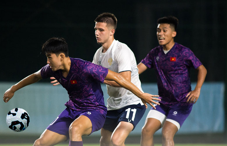 U20 Việt Nam đấu giao hữu với U20 Nga, thua tương tự các đàn anh - Ảnh 2