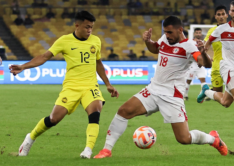 Malaysia vô địch Merdeka Cup sau trận cầu gây tranh cãi - Ảnh 2