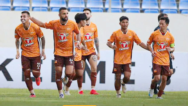 Tân binh bùng nổ, HAGL đè bẹp Quảng Nam FC - Ảnh 2