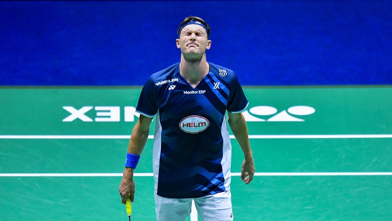 Viktor Axelsen thua sốc, bị loại ngay từ vòng 1 giải cầu lông Trung Quốc mở rộng 2024 - Ảnh 1