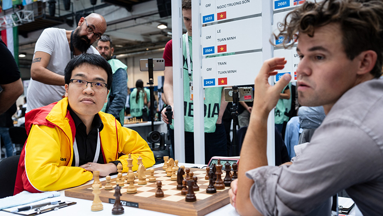 Quang Liêm thất thủ trước nước cờ thiên tài của Carlsen, ĐT Việt Nam vẫn cầm hòa Na Uy ở Olympiad - Ảnh 2