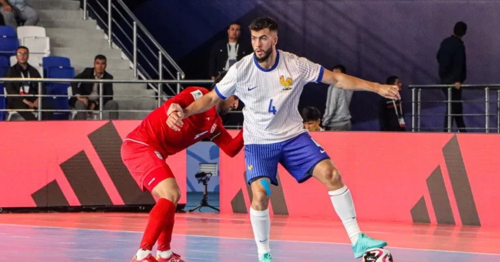 Bê bối rúng động ở World Cup Futsal 2024: Pháp và Iran ‘diễn trò’ để né ngôi đầu bảng - Ảnh 2