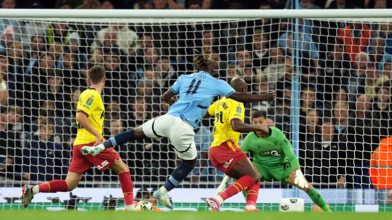 Vòng 3 Carabao Cup 2024/25: Man City thắng nhọc, Chelsea dạo chơi - Ảnh 2