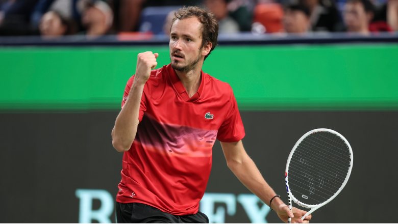 Kết quả tennis ngày 4/10: Medvedev và Tsitsipas vào vòng 3 Shanghai Masters - Ảnh 1