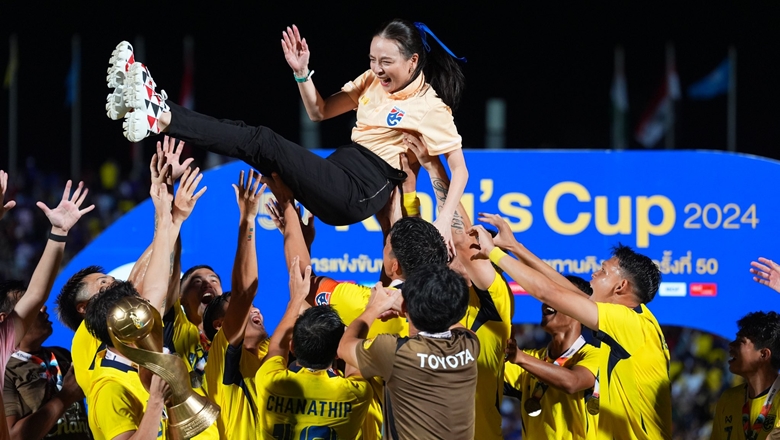 Madam Pang thưởng ĐT Thái Lan gần 4 tỷ đồng sau chức vô địch King's Cup 2024 - Ảnh 1