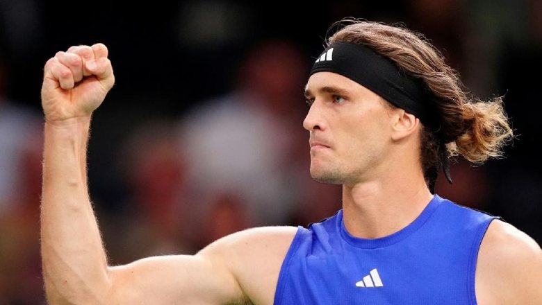 Zverev vượt qua Tsitsipas, gặp Rune tại bán kết Paris Masters 2024 - Ảnh 1