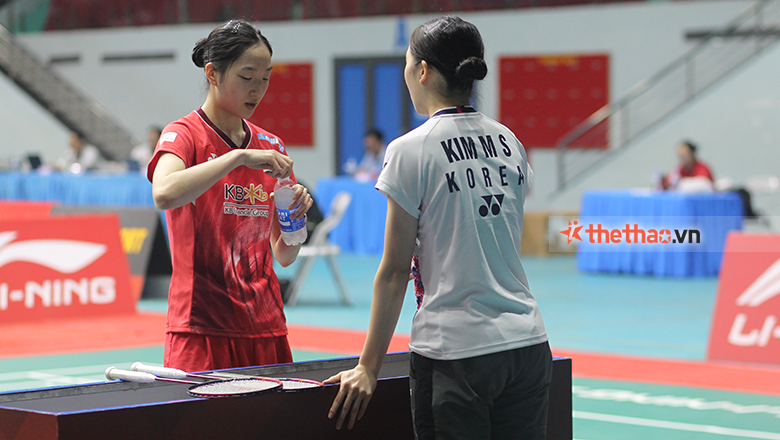 Chị em sinh đôi Hàn Quốc vào bán kết Li-Ning Vietnam International Series - Ảnh 2