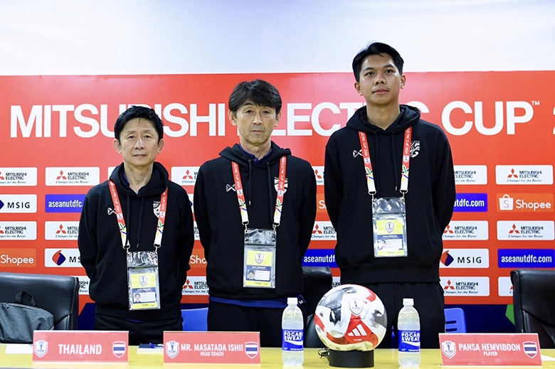 HLV trưởng đội tuyển Thái Lan cảm ơn Việt Nam trước trận mở màn ASEAN Cup 2024 - Ảnh 2