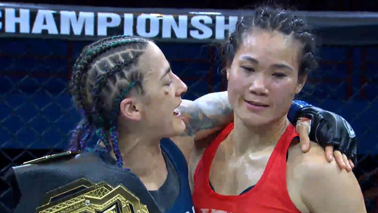 Chelsey Cashwell khóa Lò Thị Tâm, bảo vệ thành công đai Lion Championship - Ảnh 1