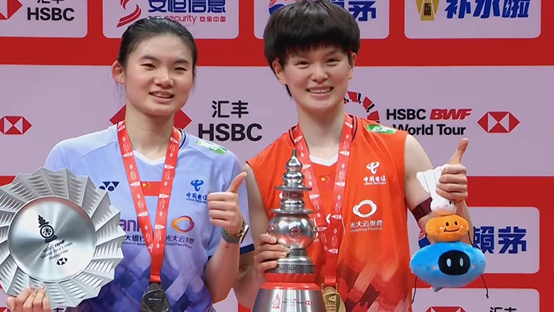 Wang Zhi Yi thắng ngược Han Yue, vô địch BWF World Tour Finals 2024 - Ảnh 1