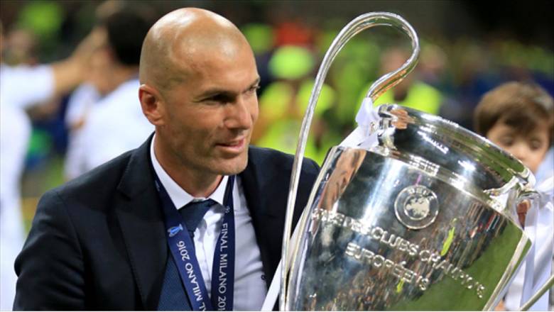 Góc lịch sử: Perez chiêu mộ Zidane chỉ bằng chiếc giấy ăn - Ảnh 4