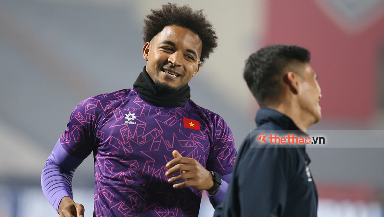 ĐT Việt Nam bị người lạ 'do thám' khi tập luyện trước chung kết ASEAN Cup 2024 - Ảnh 2