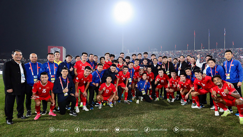 Tuyển Việt Nam được treo thưởng nóng 4 tỷ đồng cho ngôi vô địch ASEAN Cup 2024 - Ảnh 1