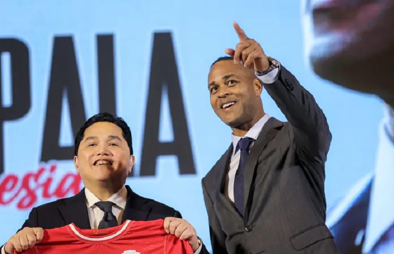 Kluivert khen Shin Tae Yong, tự tin sẽ đưa Indonesia dự World Cup - Ảnh 2