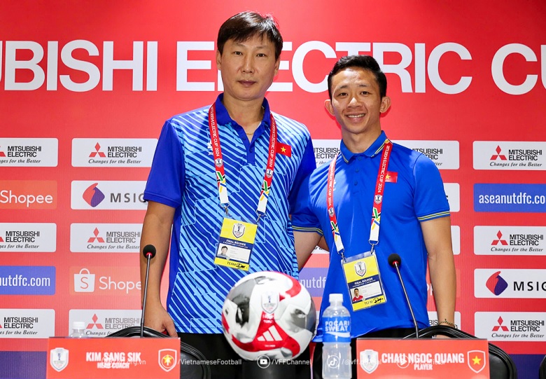 Bộ đôi cầu thủ HAGL nhận thưởng lớn sau chức vô địch ASEAN Cup 2024 - Ảnh 2