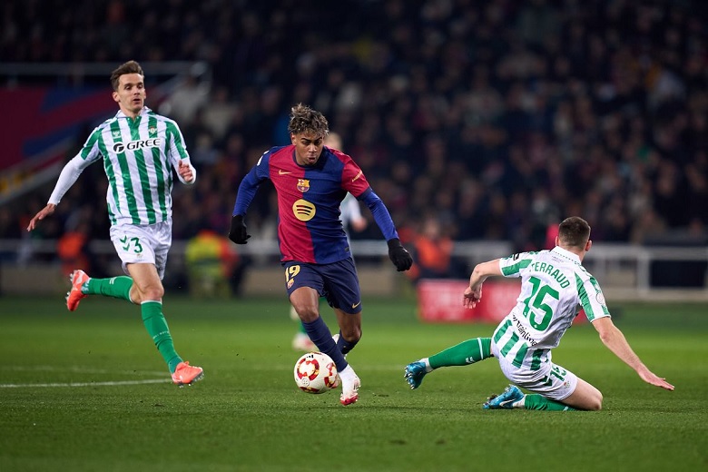 Barcelona ‘hủy diệt’ Betis ở cúp Nhà vua Tây Ban Nha - Ảnh 2