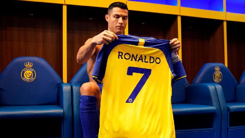 Hé lộ những con số gây sốc trong bản hợp đồng mới của Ronaldo với Al Nassr - Ảnh 1