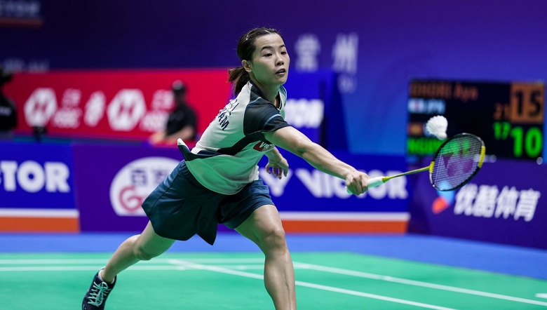 Nguyễn Thùy Linh gây sốc, đánh bại Sindhu ở vòng 1 Indonesia Masters 2025 - Ảnh 1