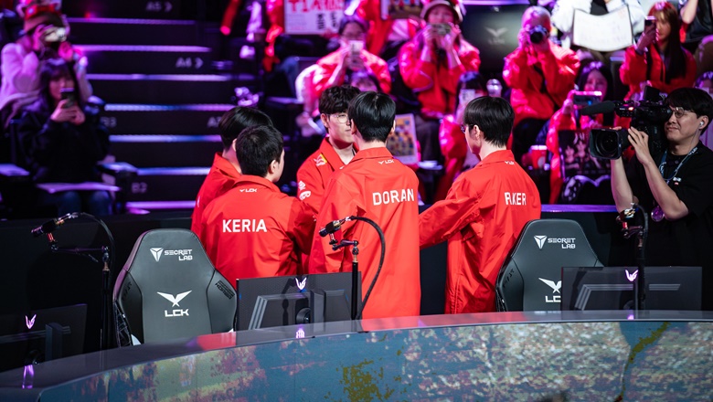 2025 LCK Cup: Hủy diệt NS RedForce, T1 níu giữ hy vọng mong manh cho bảng Baron - Ảnh 1