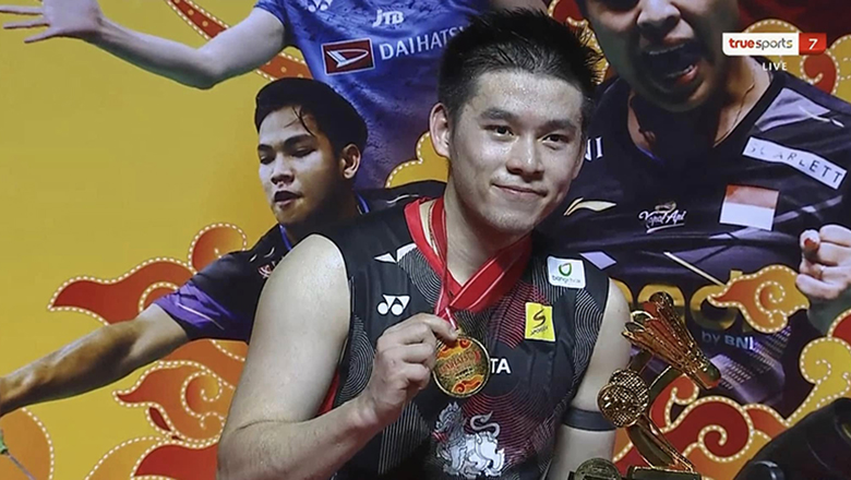 Kunlavut Vitidsarn thắng ngược Jonatan Christie, vô địch Indonesia Masters 2025 - Ảnh 1